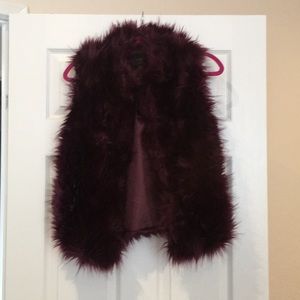 Size S faux fur vest